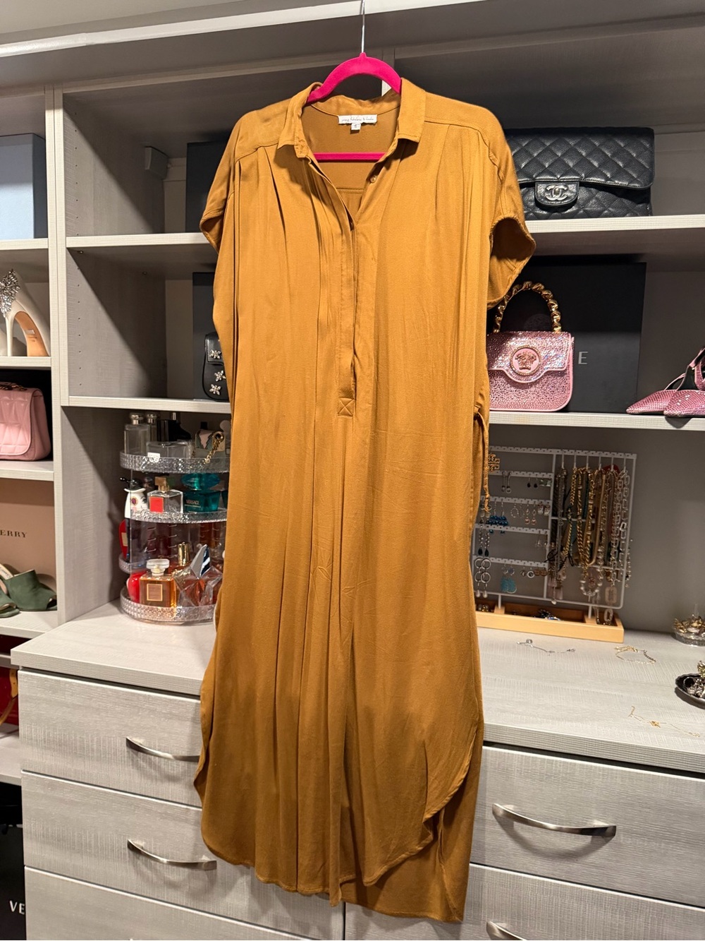 LA Pop Art Mustard Yellow Short-Sleeve Buttoned Midi Dress